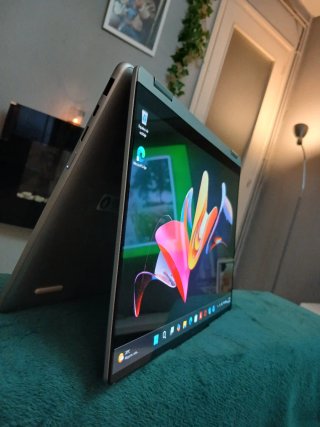 Lenovo Yoga 7 Portátil Tablet Beige