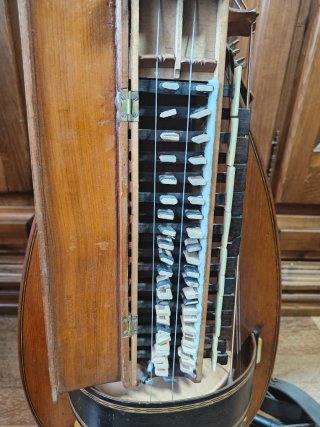 Zanfona clásica - Viola de Roda - hurdy-gurdy