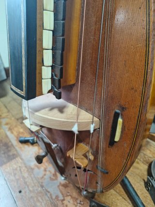 Zanfona clásica - Viola de Roda - hurdy-gurdy