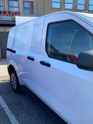 Ford Transit Courier 2025