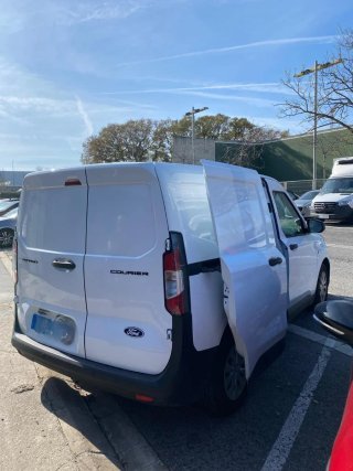 Ford Transit Courier 2025