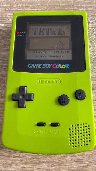Nintendo Game Boy Color + 4 juegos