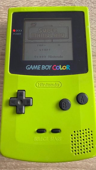 Nintendo Game Boy Color + 4 juegos