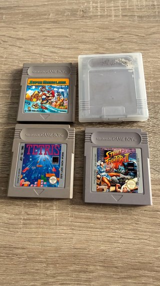 Nintendo Game Boy Color + 4 juegos