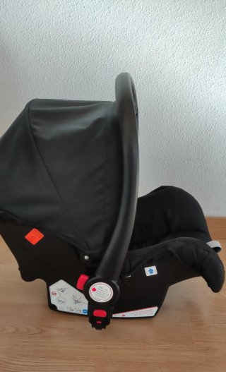 Silla de coche bebé Grupo 0+. Precio negociable
