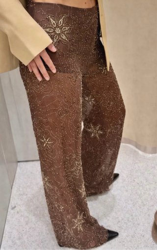 Pantalones abalorios y lentejuelas Zara