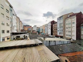 Piso en venta en Centro en Ourense