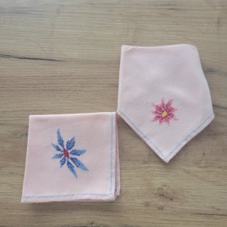 Manteles bordados flores