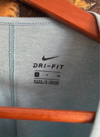 Camiseta Nike Dry Fit Yoga Talla S Turquesa