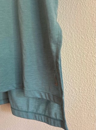 Camiseta Nike Dry Fit Yoga Talla S Turquesa