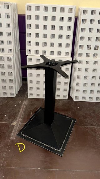 Pie de mesa negro para hostelería (lote)