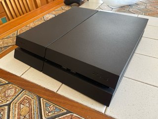 PlayStation 4 + joystick originale
