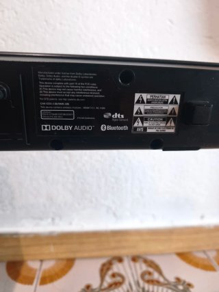 Barra de Sonido LG con Subwoofer Negro