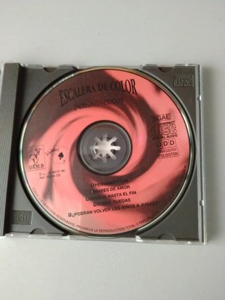 CD de ESCALERA DE COLOR +ENTRADA