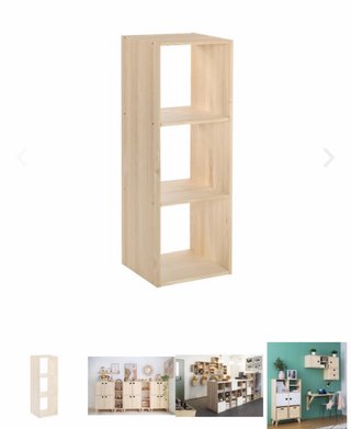 Estantería modular de madera y plástico