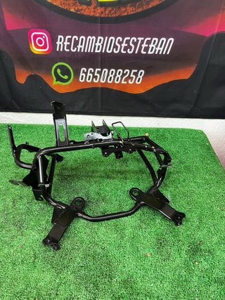 Araña Honda Silver Wing 600