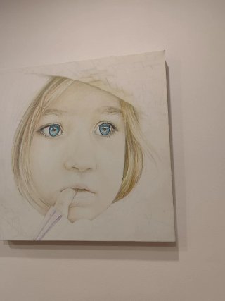 Lámina infantil niña ojos azules