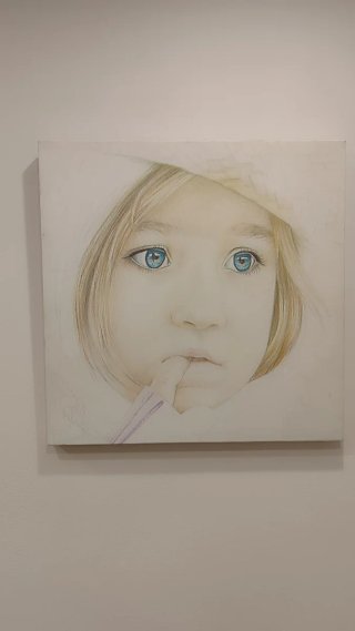 Lámina infantil niña ojos azules