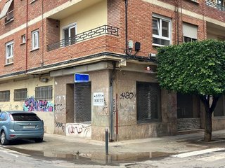 Local comercial en venta en Benetússer