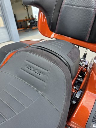 Harley-Davidson CVO Street Glide Naranja
