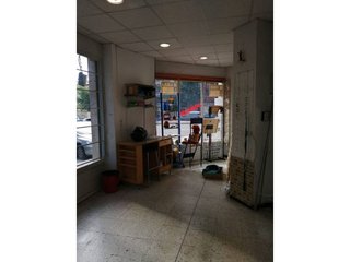 Local comercial en alquiler en Instituts - Universitat en Lleida