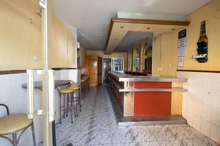 Local comercial en alquiler en Barrio de Zaidín en Granada