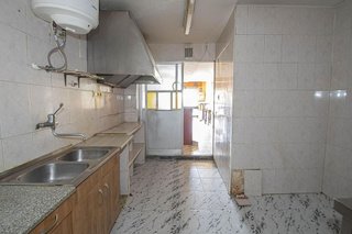 Local comercial en alquiler en Barrio de Zaidín en Granada