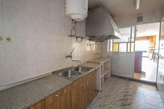Local comercial en alquiler en Barrio de Zaidín en Granada