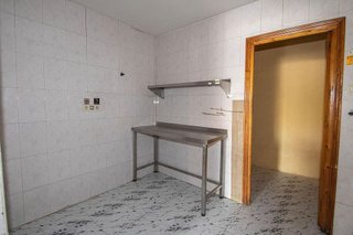 Local comercial en alquiler en Barrio de Zaidín en Granada