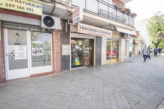 Local comercial en alquiler en Barrio de Zaidín en Granada