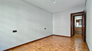 Piso en alquiler en Laviada en Gijón
