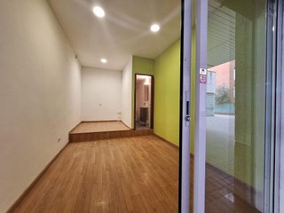 Local comercial en alquiler en Centre - Eixample – Can Llobet – Can Serra en Barbera del Vallès