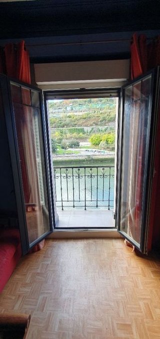 Piso en venta en San Pedro de Deusto-La Ribera en Bilbao