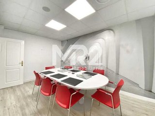 Local comercial en alquiler en Perchel Norte - La Trinidad en Málaga