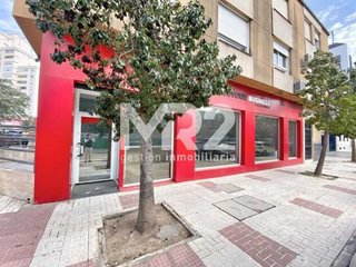 Local comercial en alquiler en Perchel Norte - La Trinidad en Málaga