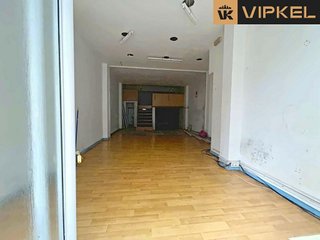 Local comercial en venta en Agra del Orzán - Ventorrillo - Vioño en Coruña (A)