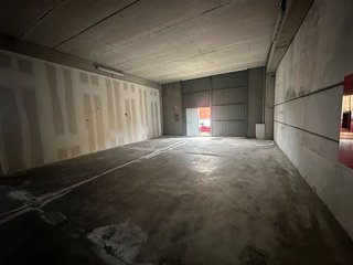 Nave industrial en alquiler en Lucena