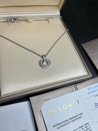 Vendo collar original BVLGARI Necklace Classic