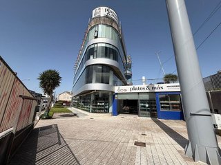 Local comercial en alquiler en Castrelos - Sardoma en Vigo