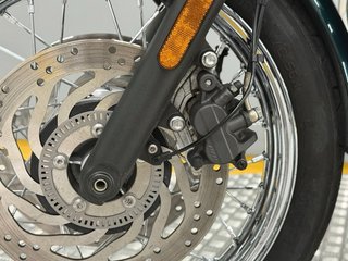 TRIUMPH BONNEVILLE T 120
