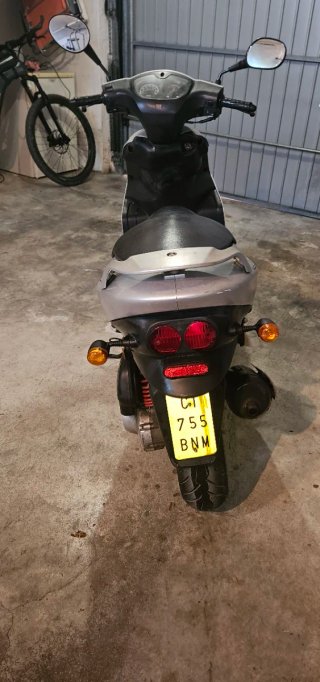 Daelim Sfive 50cc Scooter Automática