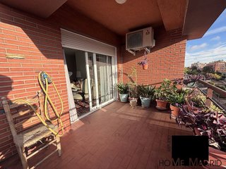 Piso en venta en Valdebernardo - Valderribas en Madrid