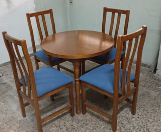 Mesa comedor y 4 sillas madera azul