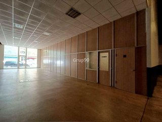 Local comercial en venta en La Bordeta en Lleida