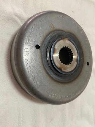 Embrague de moto con estrías