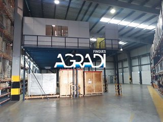 Nave industrial en alquiler en Parets del Vallès