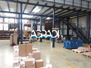 Nave industrial en alquiler en Parets del Vallès