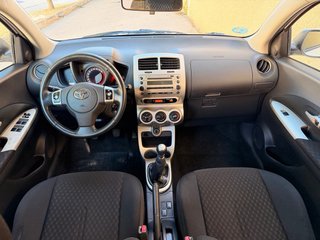 Toyota Urban Cruiser pegatina C