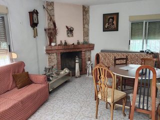 Chalet en venta en Urbanizaciones en Llíria