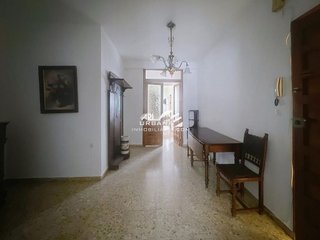 Edificio en venta en Lucena